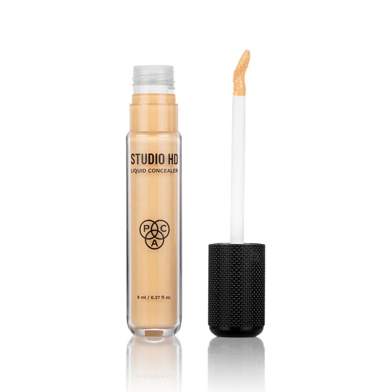 Studio HD Liquid Concealer — 8 ml — HD MEDIUM 240