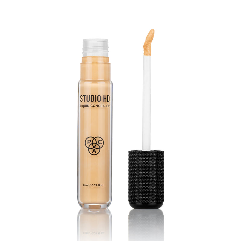 Studio HD Liquid Concealer — 8 ml — HD MEDIUM 220